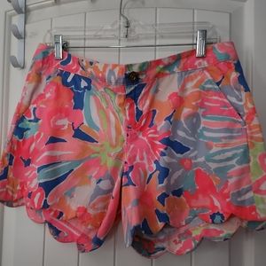 Lilly Pulitzer buttercup shorts size 8